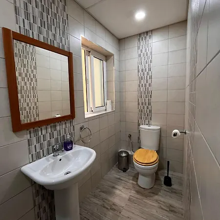 Sliema With Balcony Airconditioned And Comfortable Self Check In Gzira