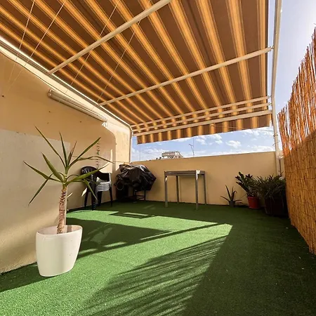 Guest house Sliema With Balcony Airconditioned And Comfortable Self Check In Gzira