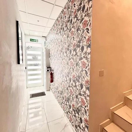 Sliema With Balcony Airconditioned And Comfortable Self Check In Pensjonat